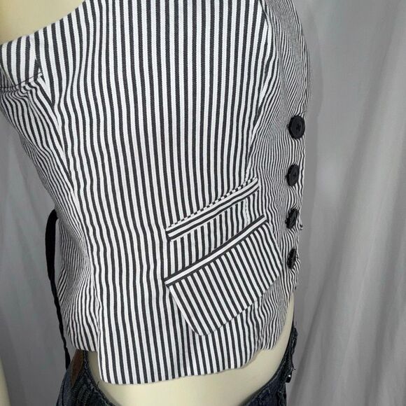 Vintage Y2K Black & White Striped Button-Down Vest – Tailored Fitted Waistcoat - Picture 6 of 12
